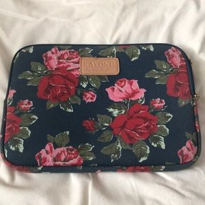Laptop holder